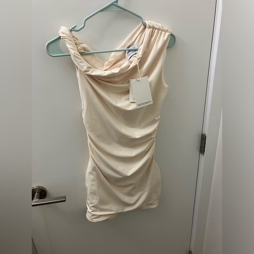 Cute Peppermayo asymmetrical butter yellow mini dress new with tag - Picture 5 of 6